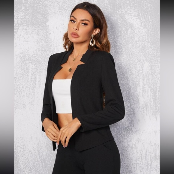 Blazer - Picture 2 of 7